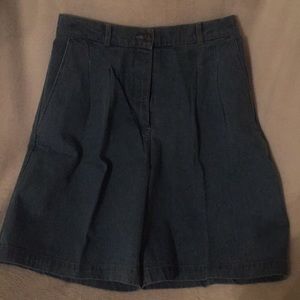 Women’s jean shorts